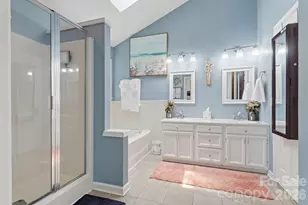 4219 Beauvista Dr, Charlotte, NC 28269 - Photo 22