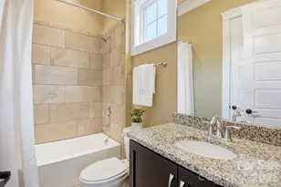 7626 Deerfield Manor Dr, Charlotte, NC 28270 - Photo 18