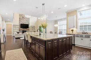 7626 Deerfield Manor Dr, Charlotte, NC 28270 - Photo 10