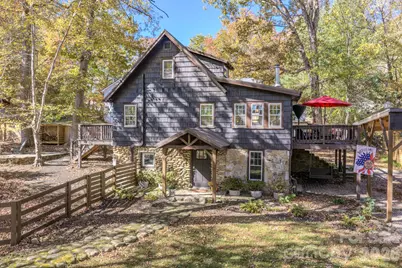 597 Tomahawk Avenue, Black Mountain, NC 28711 - Photo 1