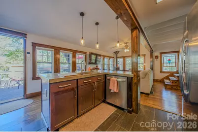 597 Tomahawk Avenue, Black Mountain, NC 28711 - Photo 14