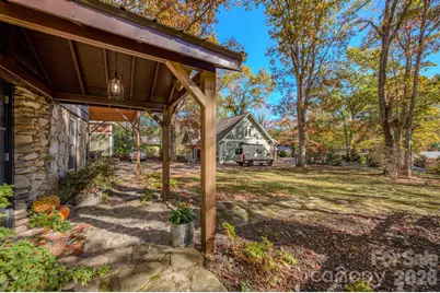 597 Tomahawk Avenue, Black Mountain, NC 28711 - Photo 4