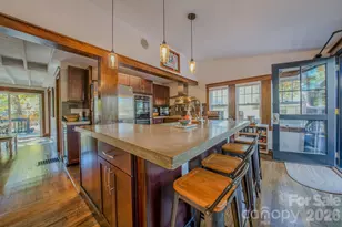 597 Tomahawk Ave, Black Mountain, NC 28711 - Photo 12