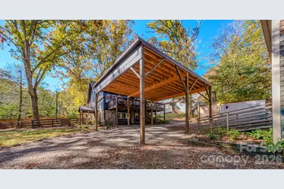 597 Tomahawk Avenue, Black Mountain, NC 28711 - Photo 6