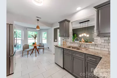 4617 Rock Stream Drive, Charlotte, NC 28269 - Photo 10