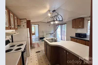 2330 Springdale Drive, Newton, NC 28658 - Photo 8