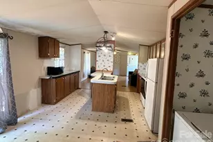 2330 Springdale Dr, Newton, NC 28658 - Photo 6