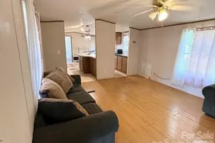 2330 Springdale Dr, Newton, NC 28658 - Photo 4