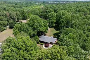 119 Nevermore Ln, Statesville, NC 28677 - Photo 10