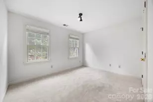 7411 Leharne Dr, Charlotte, NC 28270 - Photo 26