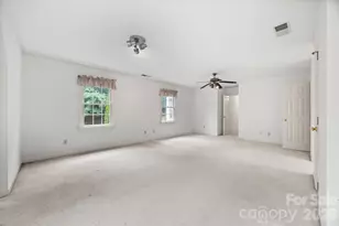 7411 Leharne Dr, Charlotte, NC 28270 - Photo 24