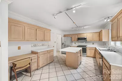 7411 Leharne Drive, Charlotte, NC 28270 - Photo 10