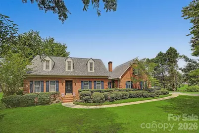402 S Providence Road, Waxhaw, NC 28173 - Photo 2