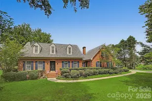 402 S Providence Rd, Waxhaw, NC 28173 - Photo 2