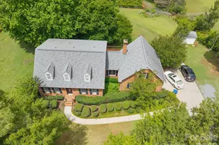 402 S Providence Rd, Waxhaw, NC 28173 - Photo 1