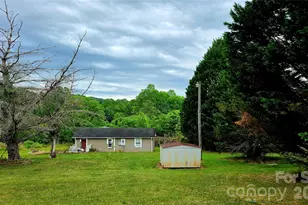 2121 Quartz Ln, Hudson, NC 28638 - Photo 12