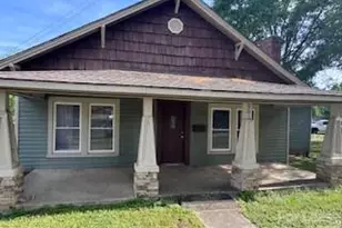 661 S Grove St, Lincolnton, NC 28092 - Photo 2