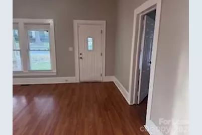 661 S Grove Street, Lincolnton, NC 28092 - Photo 6