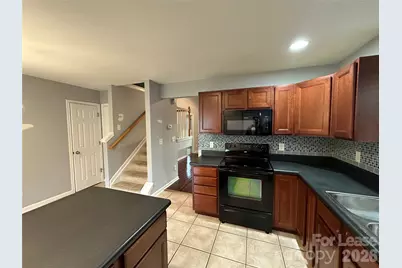 11142 Derryrush Drive, Charlotte, NC 28213 - Photo 6