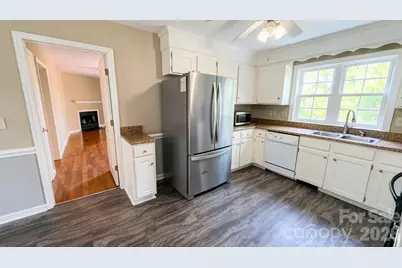 7218 Quail Ridge Drive, Charlotte, NC 28226 - Photo 8