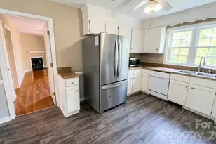 7218 Quail Ridge Dr, Charlotte, NC 28226 - Photo 8