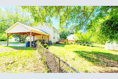 7218 Quail Ridge Drive, Charlotte, NC 28226 - Photo 4