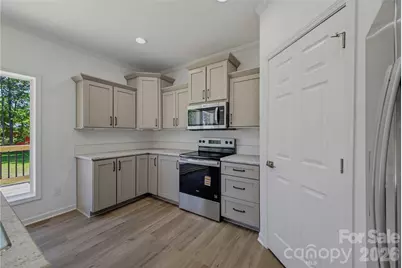 109 Sarah Avenue, Newton, NC 28658 - Photo 18