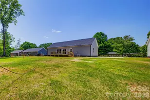 109 Sarah Ave, Newton, NC 28658 - Photo 38