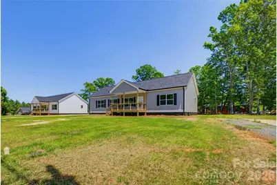 109 Sarah Avenue, Newton, NC 28658 - Photo 2