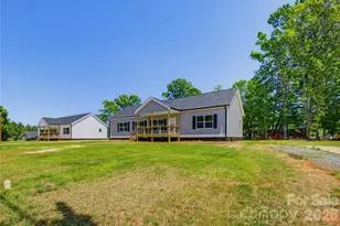 109 Sarah Ave, Newton, NC 28658 - Photo 2