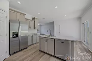 109 Sarah Ave, Newton, NC 28658 - Photo 16