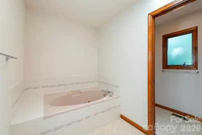 29 Hillcreek Drive, Asheville, NC 28804 - Photo 24
