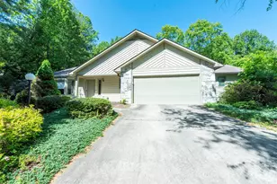 29 Hillcreek Dr, Asheville, NC 28804 - Photo 1
