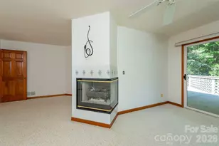 29 Hillcreek Dr, Asheville, NC 28804 - Photo 4