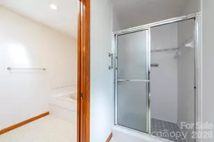 29 Hillcreek Dr, Asheville, NC 28804 - Photo 26