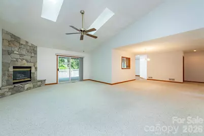 29 Hillcreek Drive, Asheville, NC 28804 - Photo 2