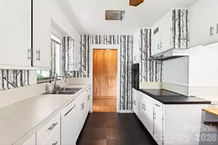 99 Marlborough Rd, Asheville, NC 28804 - Photo 16