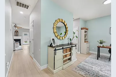 116 E Decatur Avenue, Mooresville, NC 28117 - Photo 2