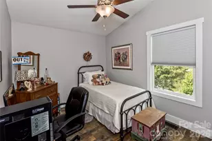 206 Linsonwood Rd, Waynesville, NC 28786 - Photo 14