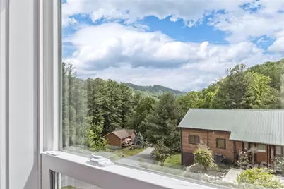 206 Linsonwood Road, Waynesville, NC 28786 - Photo 18