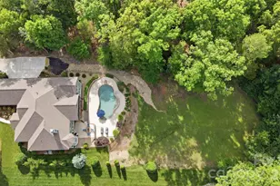670 Arrow Point Ln, Davidson, NC 28036 - Photo 2