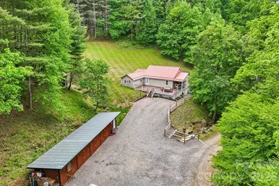 302 Battle Creek Drive, Green Mountain, NC 28740 - Photo 38