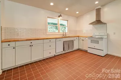 146 Churchill Downs Drive, Fairview, NC 28730 - Photo 8