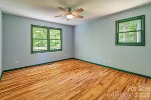 146 Churchill Downs Dr, Fairview, NC 28730 - Photo 12