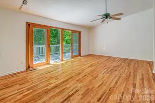146 Churchill Downs Dr, Fairview, NC 28730 - Photo 6