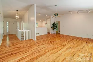 146 Churchill Downs Dr, Fairview, NC 28730 - Photo 4