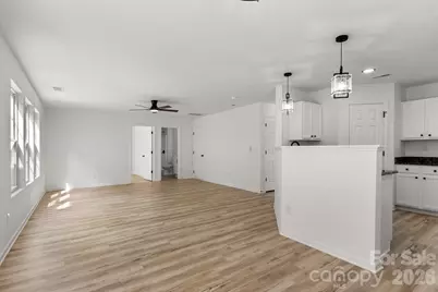 8723 Buttonwood Court, Charlotte, NC 28215 - Photo 10
