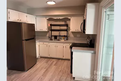 407 S Chester Street #14, Gastonia, NC 28052 - Photo 6