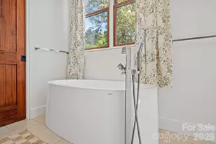 77 Middlemont Ave, Asheville, NC 28806 - Photo 36
