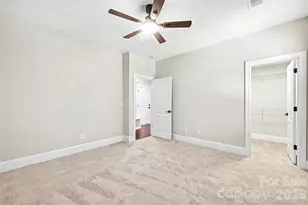 4624 Pebble Run Dr, Matthews, NC 28105 - Photo 24